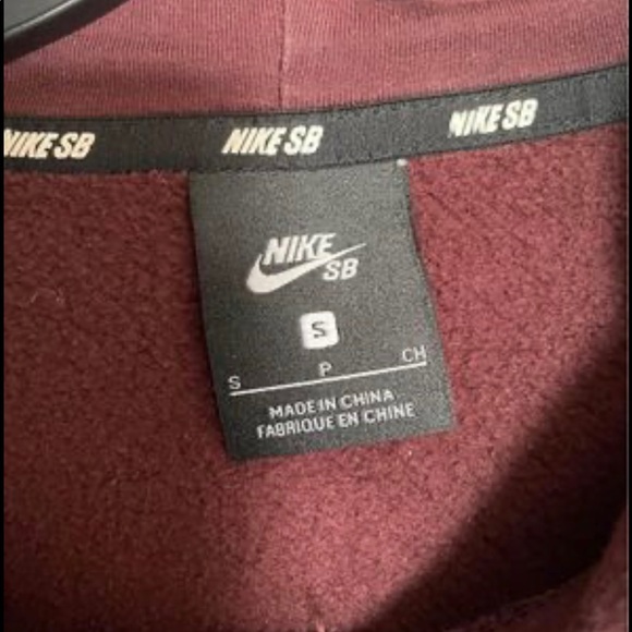 Nike SB hoodie - Picture 2 of 2